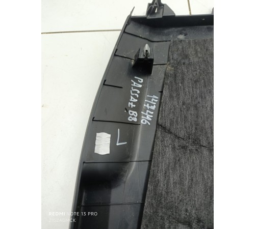 Обшивка центральной стойки левая верхняя