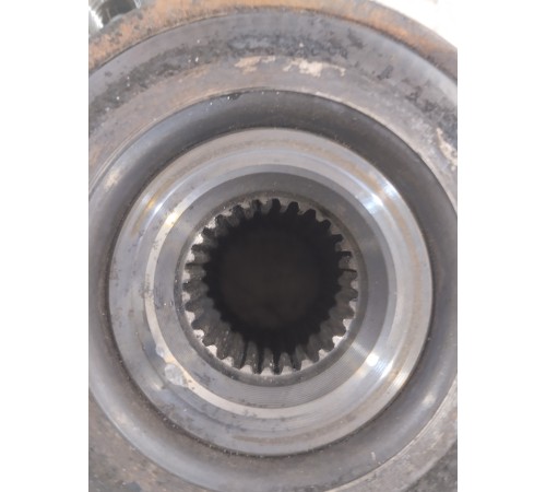 Ступица задняя левая