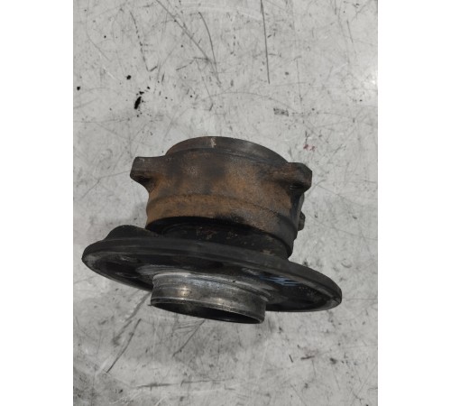 Ступица задняя левая