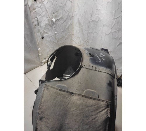 Локер(передний правый)