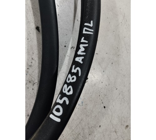 Уплотнитель двери (передний левый)