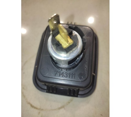 Розетка багажника