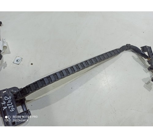 Электропроводка сдвижной двери (задняя левая)