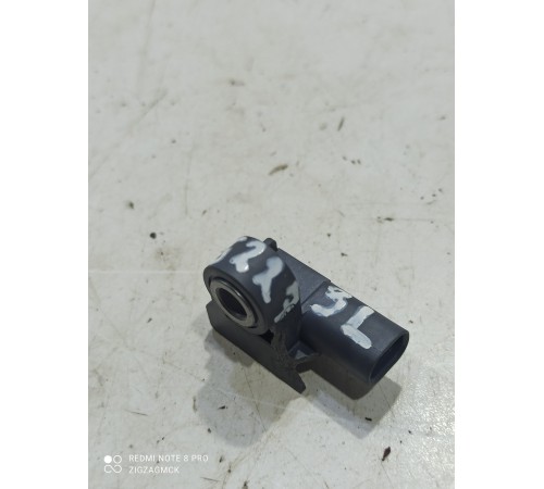 Датчик удара (задний левый)