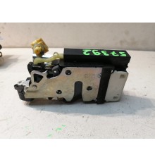 Замок двери задней левой