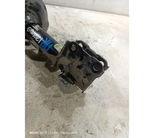 Амортизатор передний правый