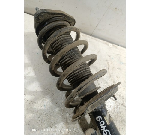 Амортизатор передний правый