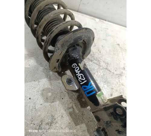 Амортизатор передний правый
