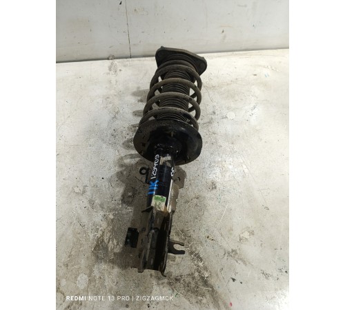 Амортизатор передний правый