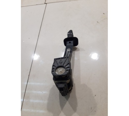 Ограничитель двери (задний, правый)