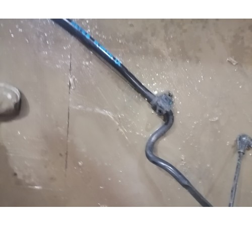 Стабилизатор передний