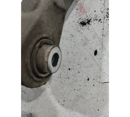 Рычаг подвески задний левый