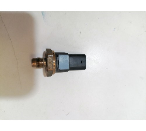 Датчик давления в топливной рампе