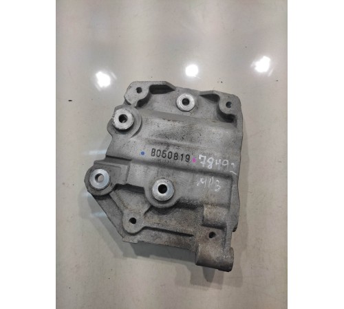 Кронштейн компрессора кондиционера