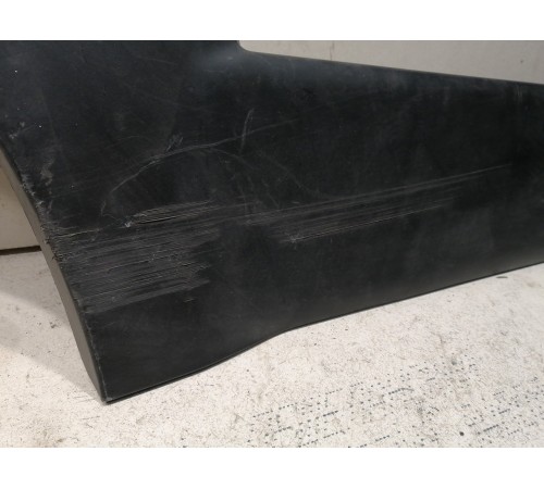 Молдинг крыла задний правый