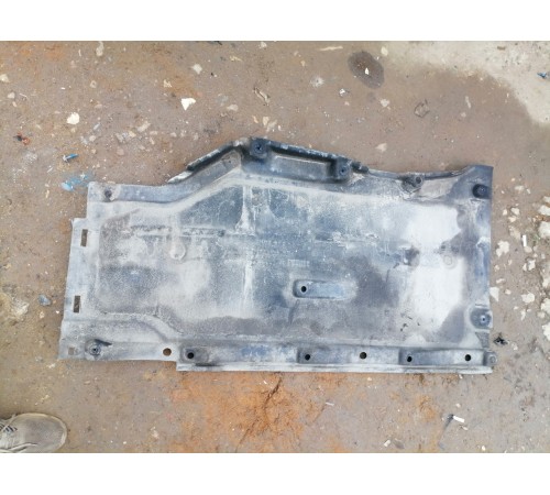 Защита днища левая