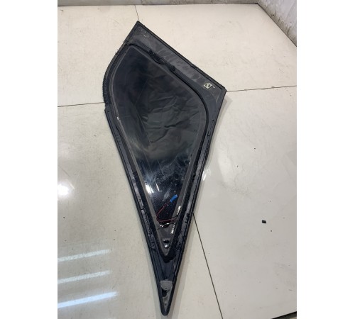 Глухое стекло (заднее, левое)