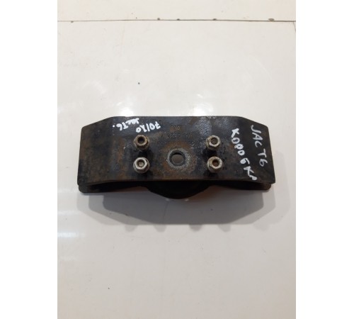 Кронштейн кпп