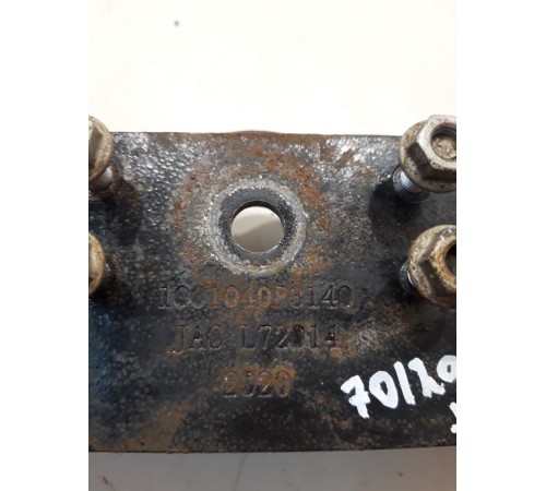 Кронштейн кпп