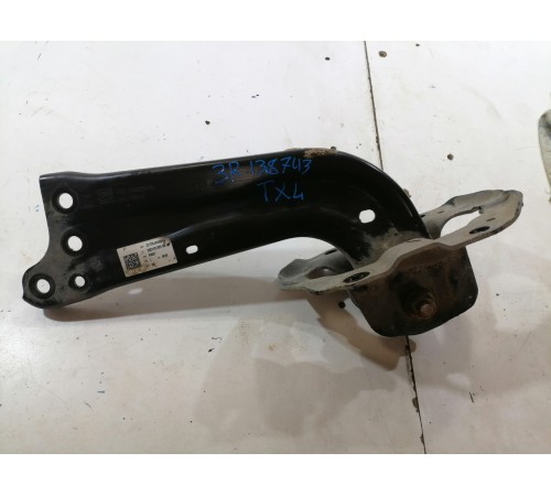 Рычаг задний правый верхний