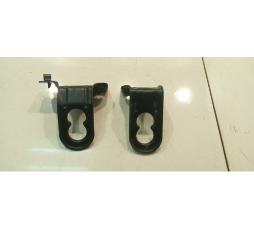 Кронштейн радиатора к-кт