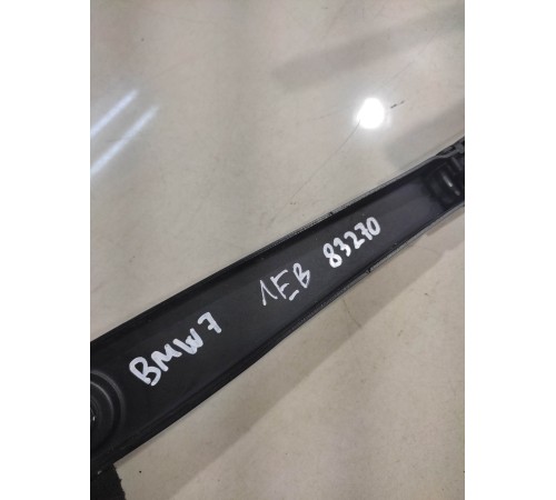 Поводок стеклоочистителя(левый)