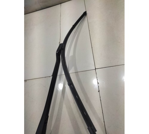 Поводок стеклоочистителя(левый)