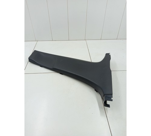 Обшивка центральной стойки (правая нижняя)