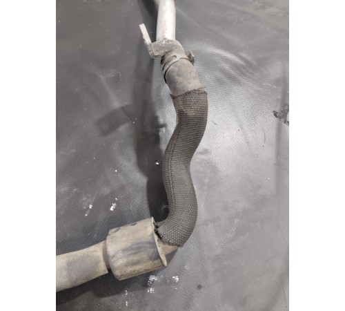 Патрубок системы охлаждения (металлический)