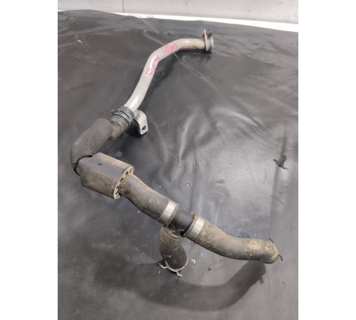 Патрубок системы охлаждения (металлический)