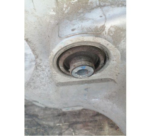 Подрамник задний