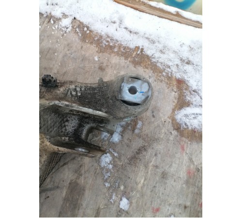 Подрамник задний