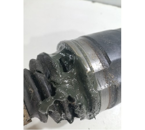 Полуось (привод) передний левый