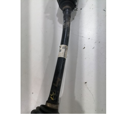 Полуось (привод) передний левый