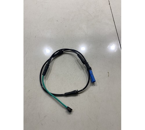 Датчик износа тормозных колодок передний правый