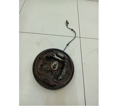 Щиток тормозного механизма задний левый