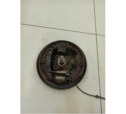 Щиток тормозного механизма задний левый