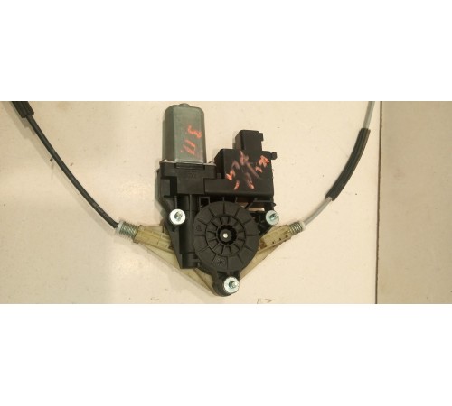 Моторчик стеклоподъемника задний правый