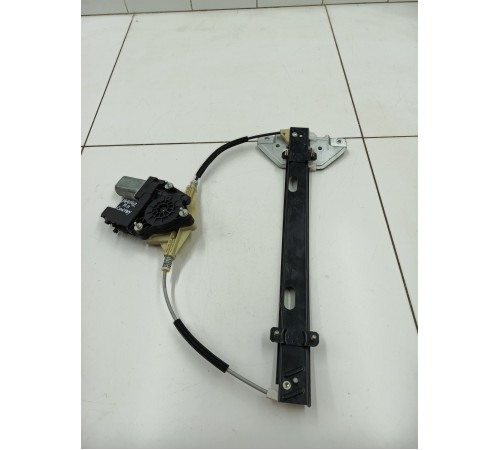 Стеклоподьемник двери передний правый в сборе