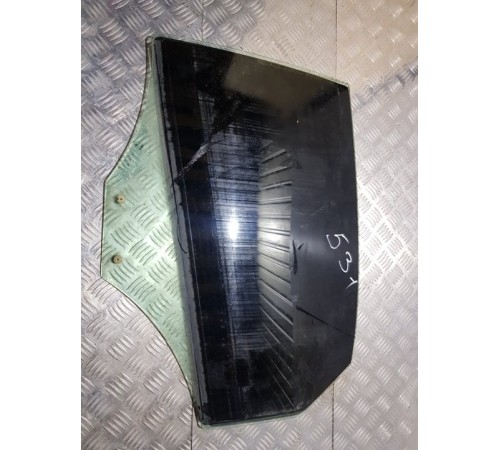 Стекло двери задн. лев.