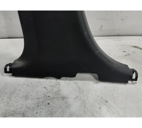 Обшивка центральной стойки левая нижняя