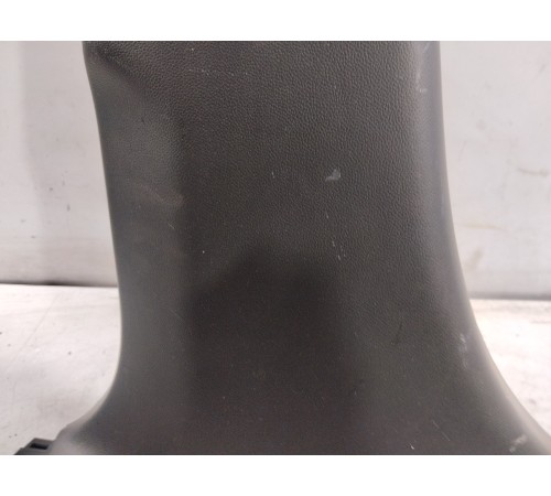 Обшивка центральной стойки левая нижняя