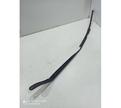 Поводок стеклоочистителя(правый)