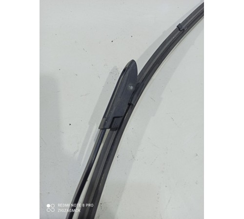 Поводок стеклоочистителя(правый)