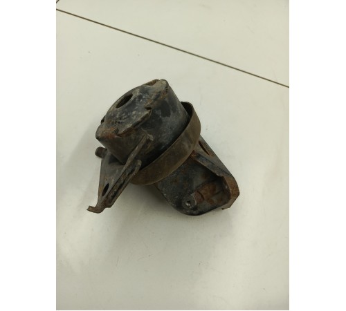 Опора двигателя левая