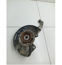 Кулак поворотный передний левый