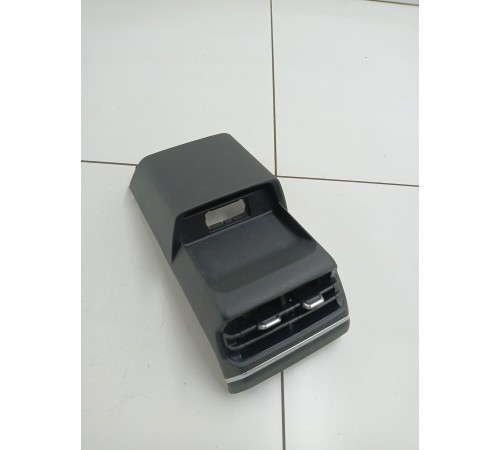 Накладка центральной консоли (задняя)