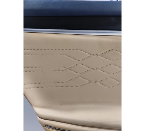 Обшивка двери задняя левая