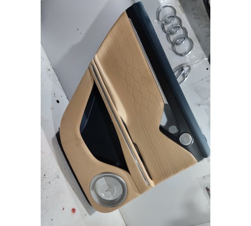 Обшивка двери задняя левая