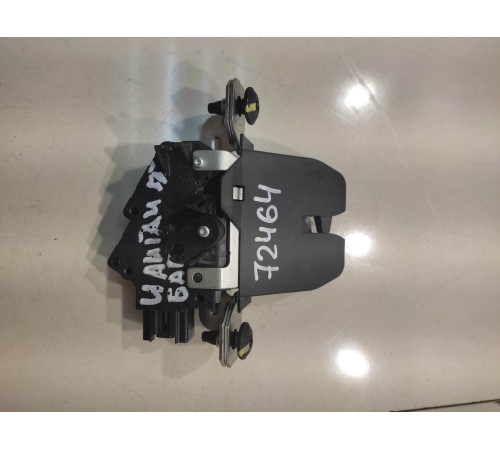 Замок багажника